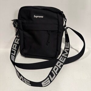 Supreme SS18 Crossbody